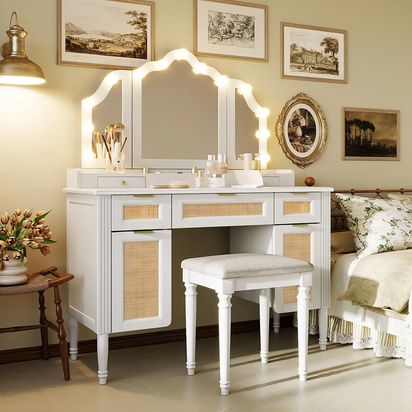 44" Makeup Vanity Desk w/13 Hollywood Bulbs &3 Lighting Modes Dressing Table