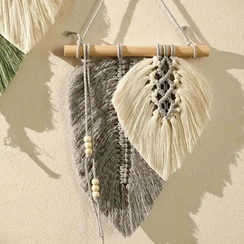 Handmade Macrame Leaf Wall Hanging, Boho Woven Leaves Tapestry, Wall Art for Bedroom Home Decor GIft for Women Girls